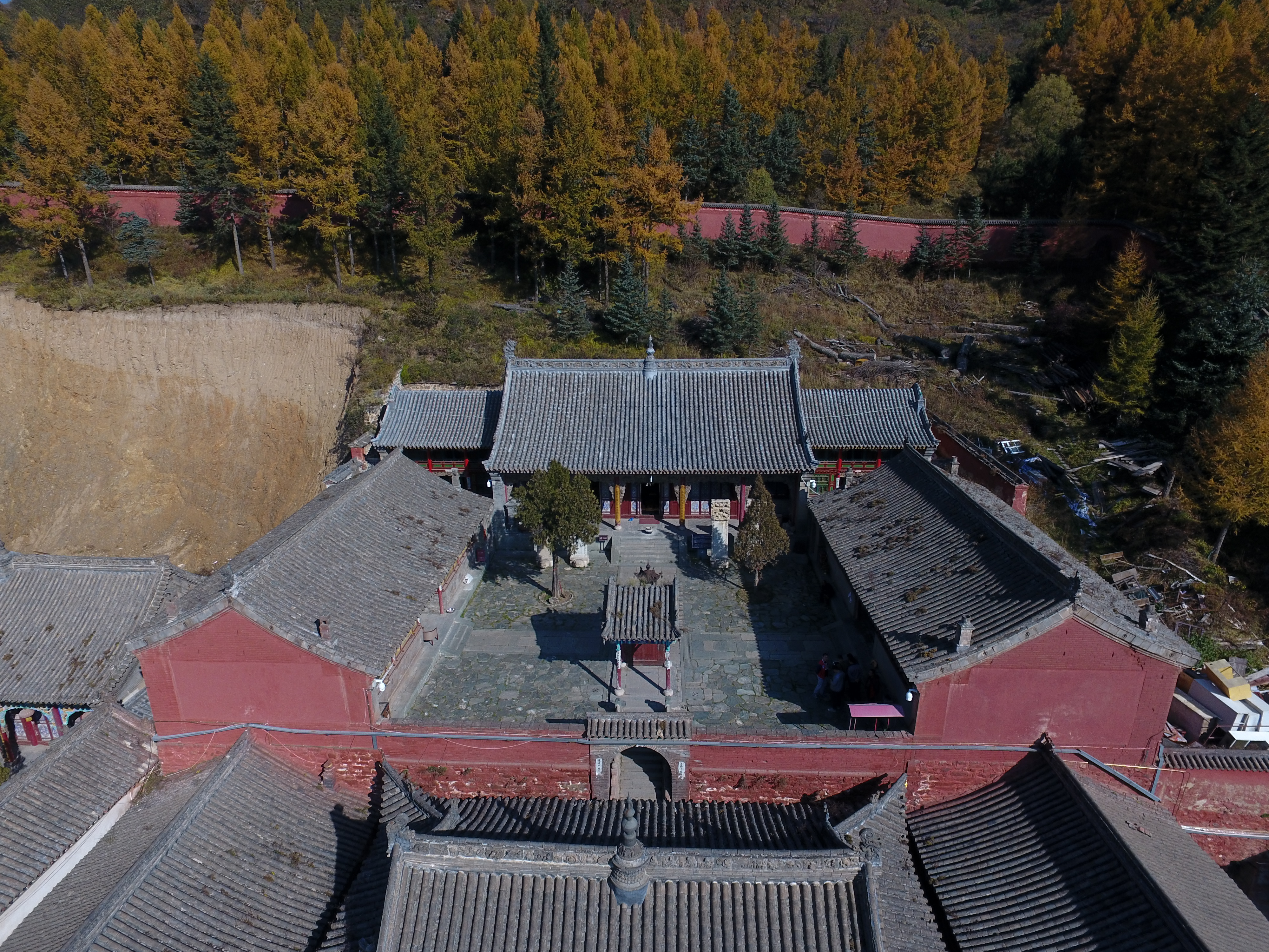 五臺山菩薩頂牌樓、龍泉寺鐘樓等修繕工程